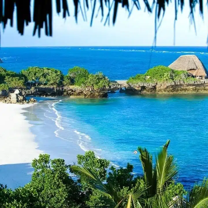 Paradise: Chale Island, Off Diani, Mombasa, Kenya