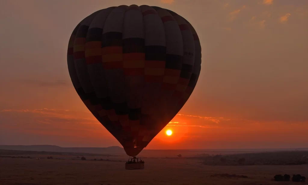 things-to-see-in-kenya-balloon-safari