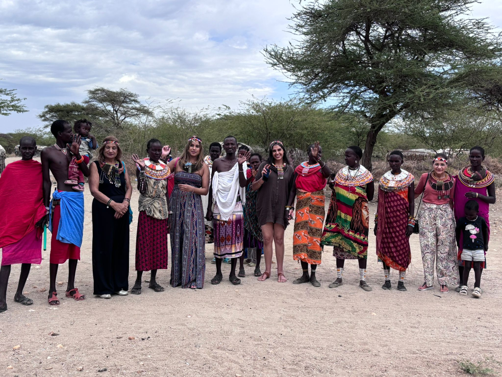 Gemfinders Safaris Travelers Interacting with members of the samburu community