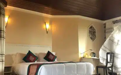 Comfort Gardens Sweetwaters room with double bed near Ol Pejeta Conservancy